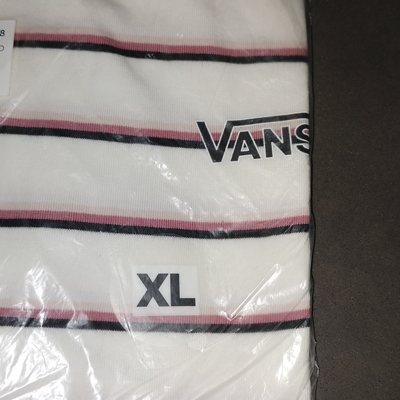 NWT Vans College Ruled Tee - Picture 5 of 7